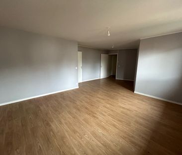 Location Appartement 3 pièces 77 m² La Châtre - Photo 2