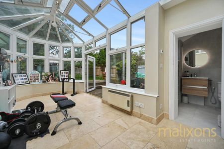 3 bedroom semi-detached house to rent - Photo 4
