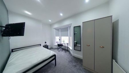 4 bedroom house to rent - Photo 2