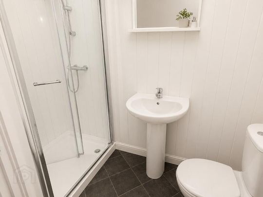 2, 64 Southwell Rd, Bangor, BT20 3AE - Photo 1
