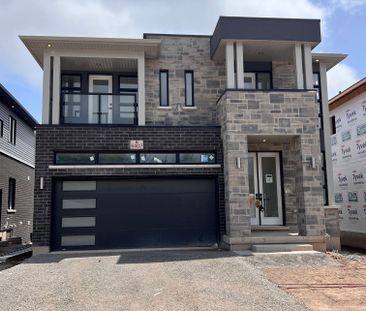 For Lease - 6402 Sunshine Common, Niagara Falls, Ontario - Photo 4