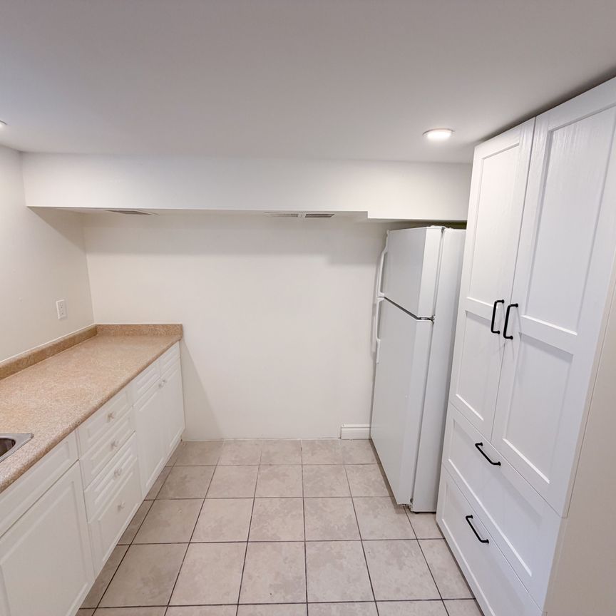 For Lease - 338 Demaine Crescent, Richmond Hill, Ontario - Photo 1