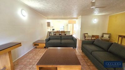 FULLY FURNISHED Apartment in Hazelwood Gardens – Your Perfect Whitsundays Retreat! - Photo 4
