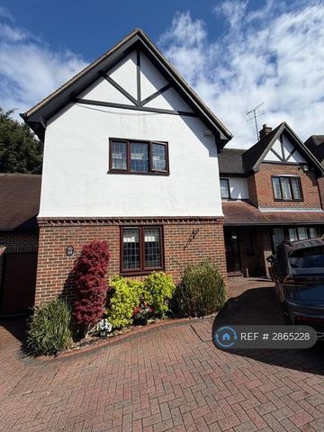 1 bedroom in a house share to rent - Photo 3