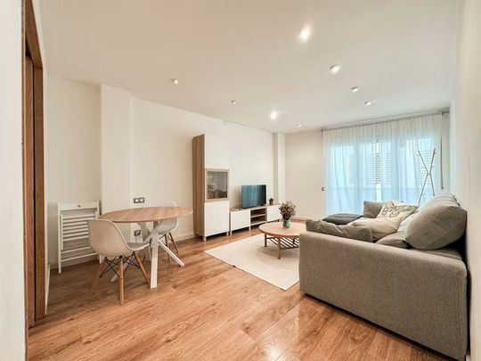 Carrer d'Escipió, Barcelona, Catalonia 08023 - Photo 1