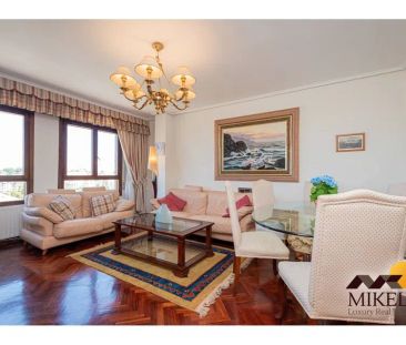 Alquiler de piso en Avenida de los Castros, 137 b - Foto 2