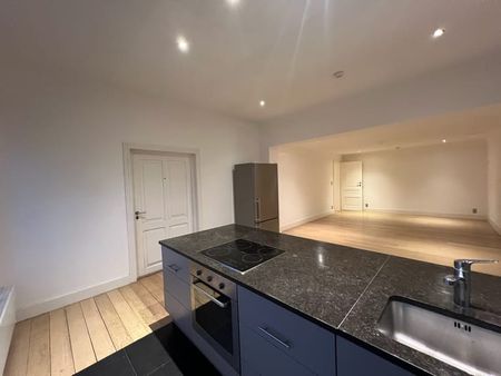 Appartement te huur - Foto 2