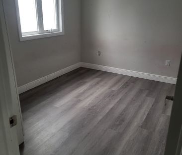 For Lease - 6447 Culp Street, Niagara Falls, Ontario - Photo 3