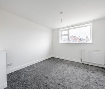 3 bedroom bungalow to rent - Photo 2