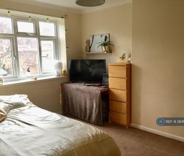 4 bedroom maisonette to rent - Photo 5