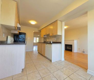 For Lease - 153 South Unionville Avenue, Markham, Ontario - Photo 2