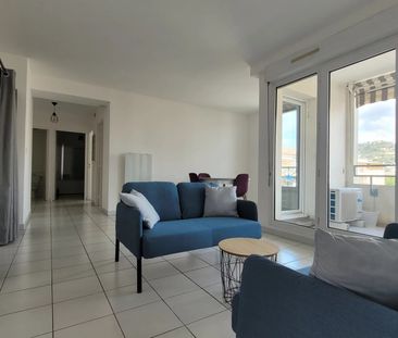 Location Appartement 3 pièces 63m² CANNES 06150 - Photo 3