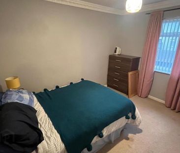 2 Victoria Gardens, Lurgan, Craigavon, BT67 9AZ - Photo 4