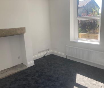 4 bedroom terraced house to rent - Photo 1