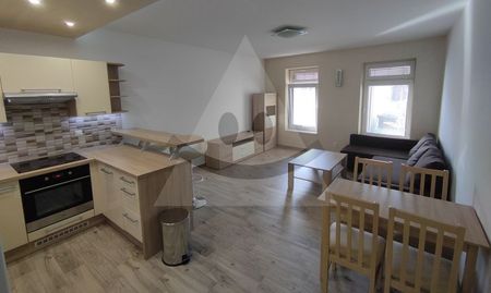Rezidenčný 2,5-izbový byt / 69m2 /, Bytča - Centrum - Fotografia 3