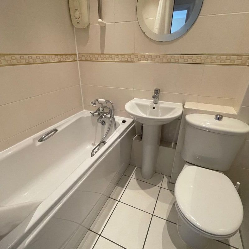 Bournemouth Road, POOLE - Photo 1