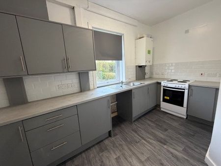 Blair Avenue, Hurlford - Photo 4