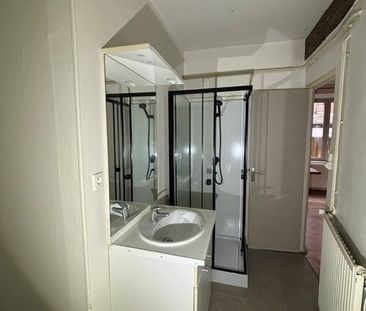 Location Appartement 4 pièces 66m² CUSSET 03300 - Photo 5