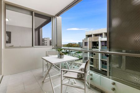 525/12 Grandstand Parade, Zetland - Photo 3