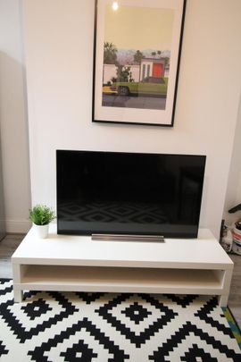 3 bedroom house share to rent - Photo 1