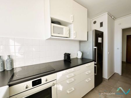 Appartement pour 4 personnes vue mer sur le port Hyères - Photo 5