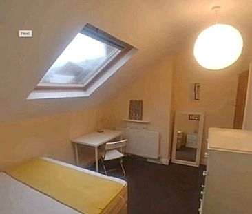 4 Bed - 9 Wetherby Grove, Burley, Leeds - LS4 2JH - Student - Photo 4