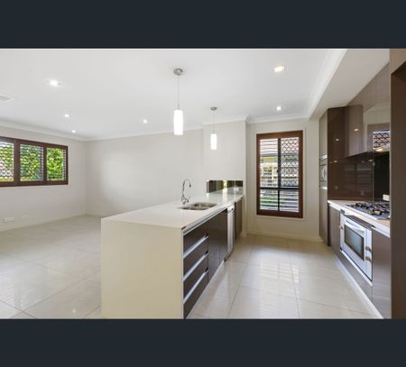 4 Dongola Street, Durack, Qld 4077 - Photo 3