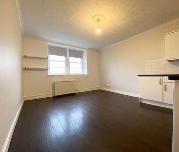 Upper Belgrave Road, Bristol - Photo 1