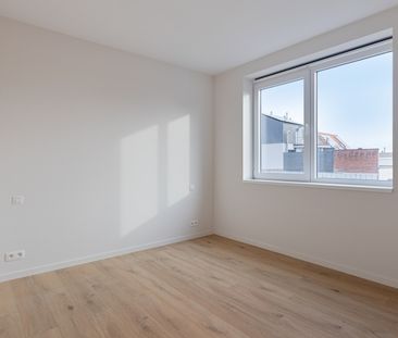 Instapklare nieuwbouwwoning te huur in het centrum van Beveren - Photo 3