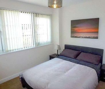 Wessex Court, Kestrel Road, Farnborough, Hampshire, GU14 - Photo 2