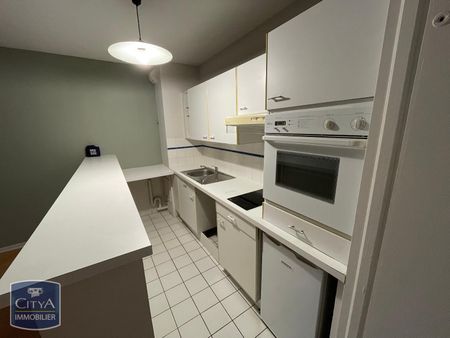 Location Appartement 2 pièces 49m² LILLE 59000 - Photo 3