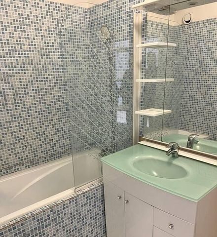 À LOUER – Charmant 2 pièces de 46 m² – Avenue de Stalingrad, Colombes (92700) LOYER 1100 EUROS DISPONIBLE LE 1 - Photo 5