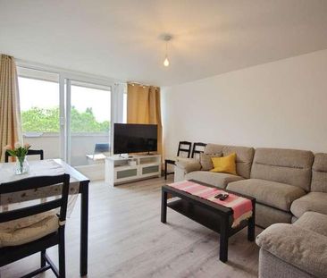 Green Dragon Lane, Brentford, TW8 - Photo 1