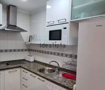 Alquiler de piso en Calle de Suecia, 16 , Bajo - Photo 1