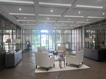 For Lease - 2470 Prince Michael Drive Unit# 701, Oakville, Ontario - Photo 4