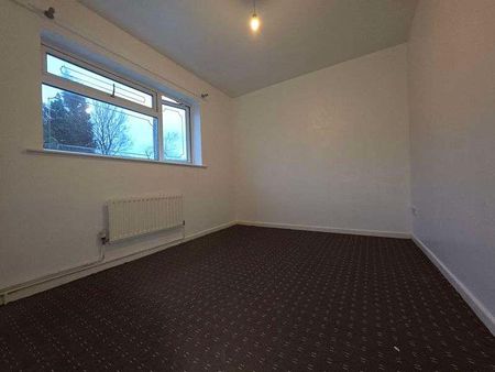 Radnor Green, West Bromwich, B71 - Photo 4
