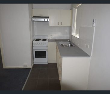 Tidy one bedroom! - Photo 5