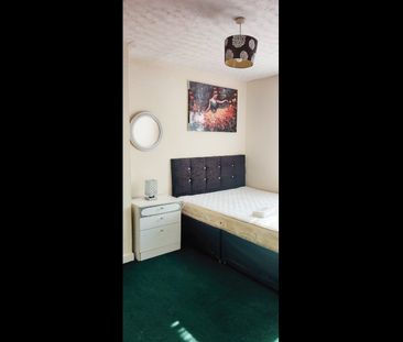 3 Bed Terraced House, The Avenue, CV3 - Photo 4