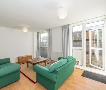 2 bedroom terraced house to rent - Photo 4