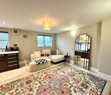 TO LET – Park Crescent, Southport – Available January 2026 - Photo 1