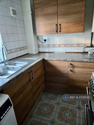 2 bedroom maisonette to rent - Photo 4