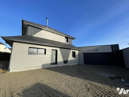 A LOUER- MAISON 4 CHAMBRES- LE GENEST-SAINT-ISLE- 10 MIN DE LAVAL - Photo 5