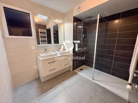 Location Appartement 5 pièces 120m² CORENC 38700 - Photo 5