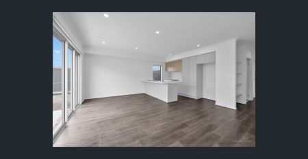 4-bedroom townhouse in the Evergreen Estate! - Photo 2