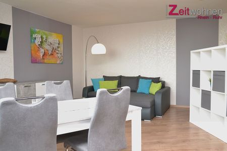 Nach ganz oben! Hochwertig möbliertes Apartment nahe Universität mit tollem Ausblick über Köln - Photo 2