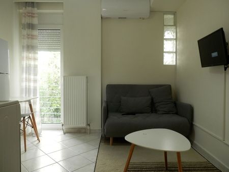 Studio/Γκαρσονιέρα για ενοικίαση 40 Εκκλησιές (40 Εκκλησιές - Ευαγγελίστρια) - Photo 4