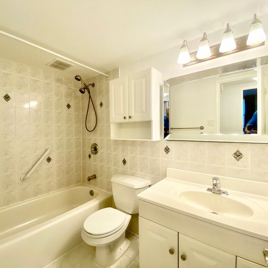 For Lease - 1801 O'Conner Drive Unit# 116, Toronto, Ontario - Photo 1