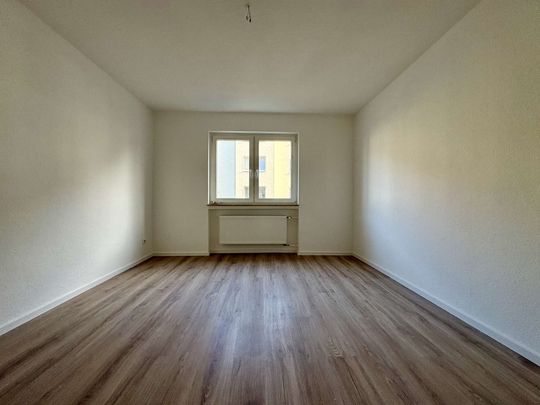 Renovierte, Zentrumsnahe - Hochparterrewohnung - Foto 1