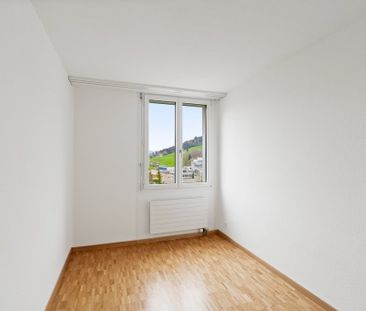 Familienfreundlich wohnen mit Sicht ins Grüne - Foto 1