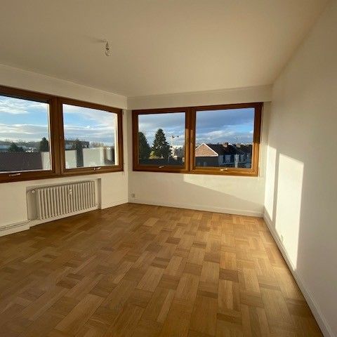 Location Appartement 4 pièces 90m² LAMBERSART 59130 - Photo 1